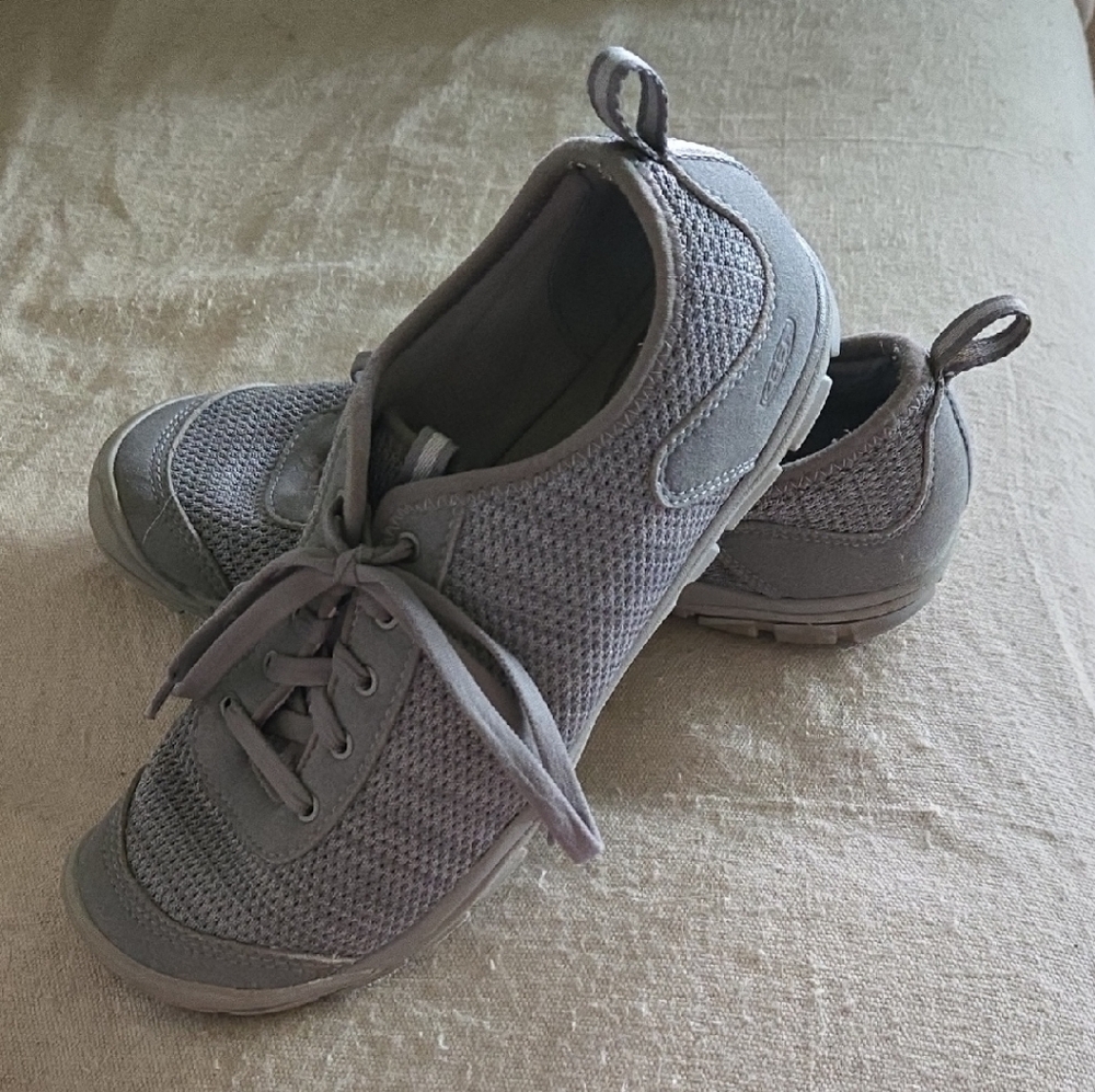 Keen Hush Knit Sneaker